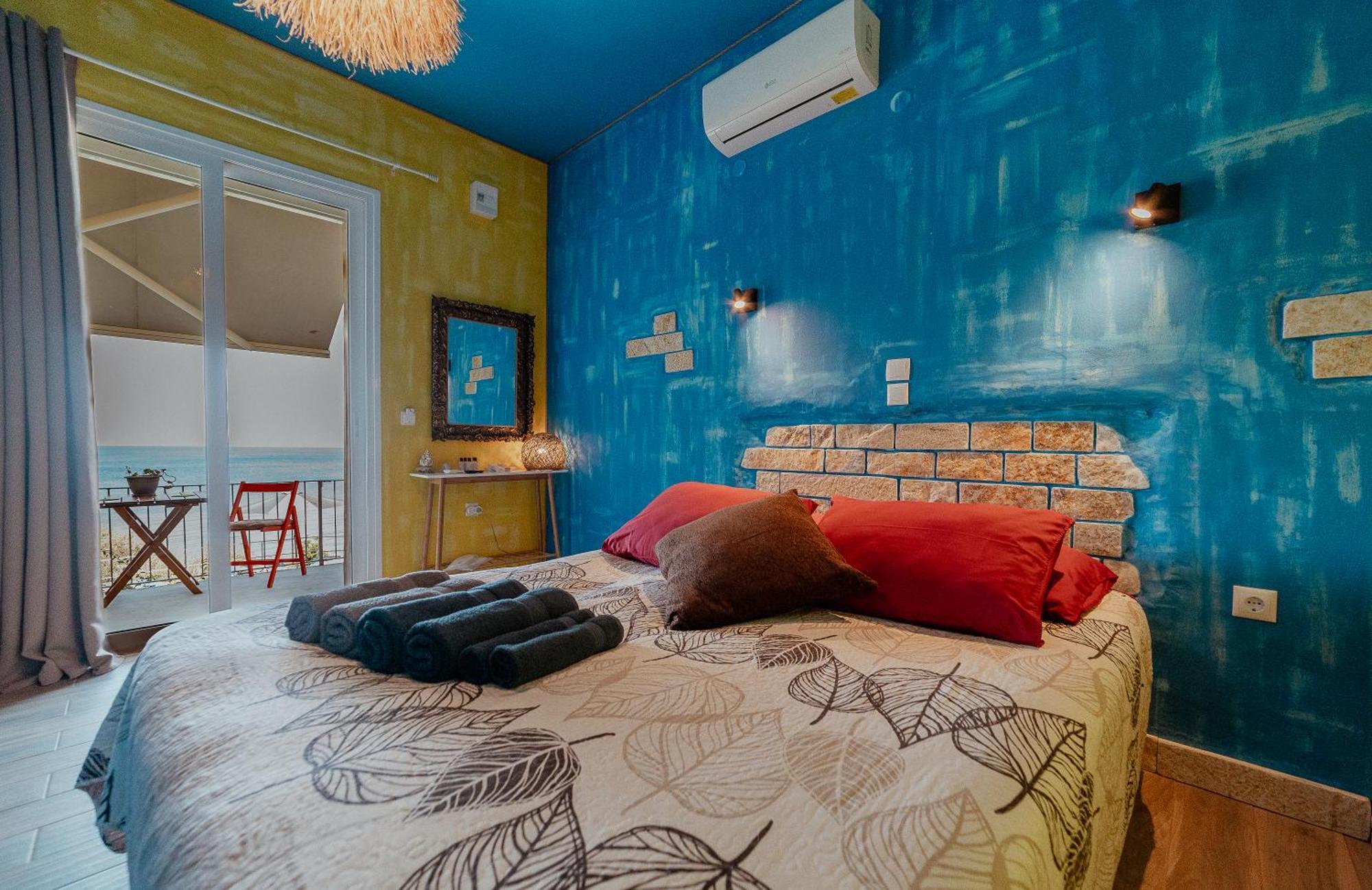 Antares Boutique Guesthouse Perama  Esterno foto