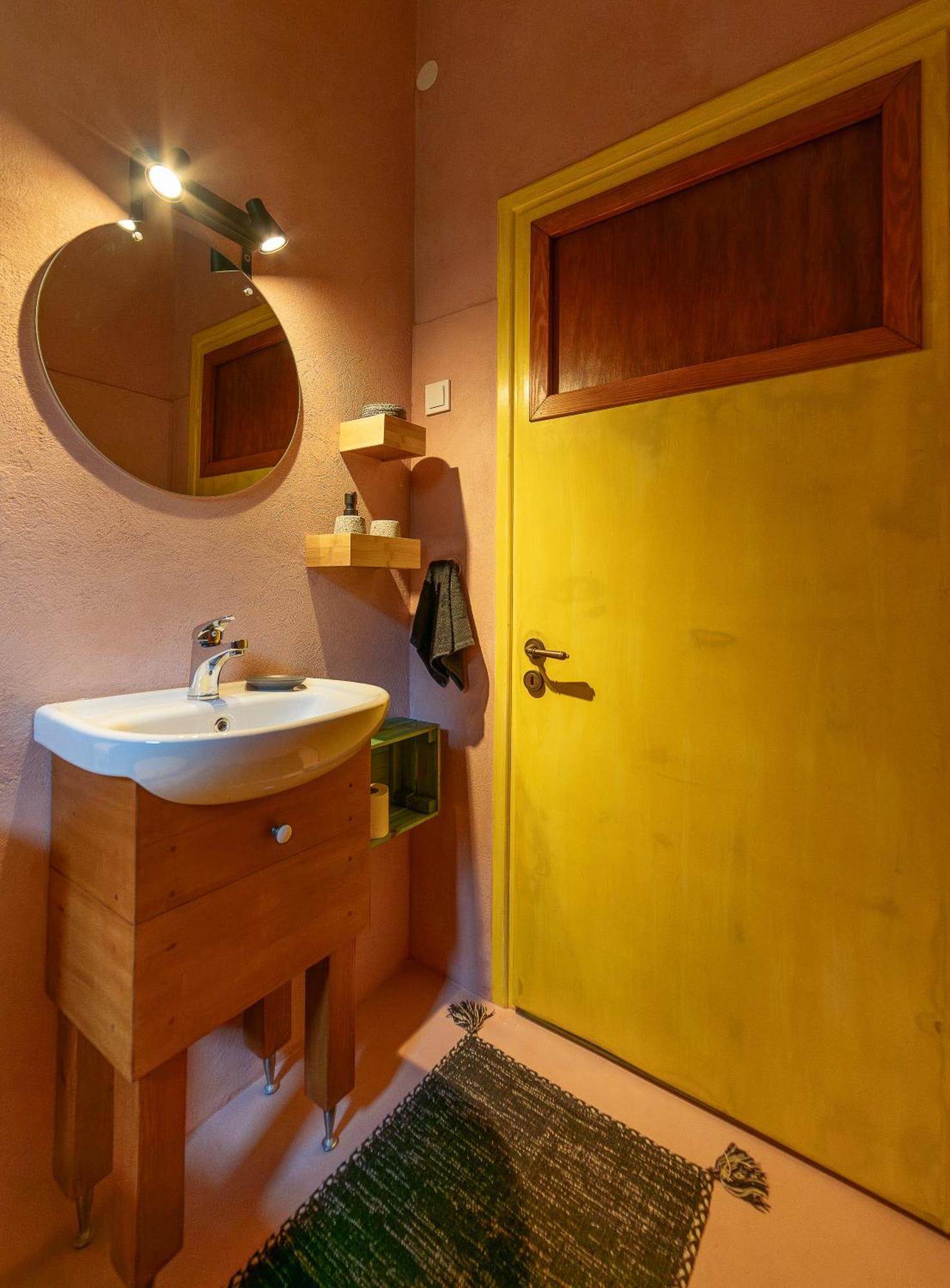 Antares Boutique Guesthouse Perama  Esterno foto